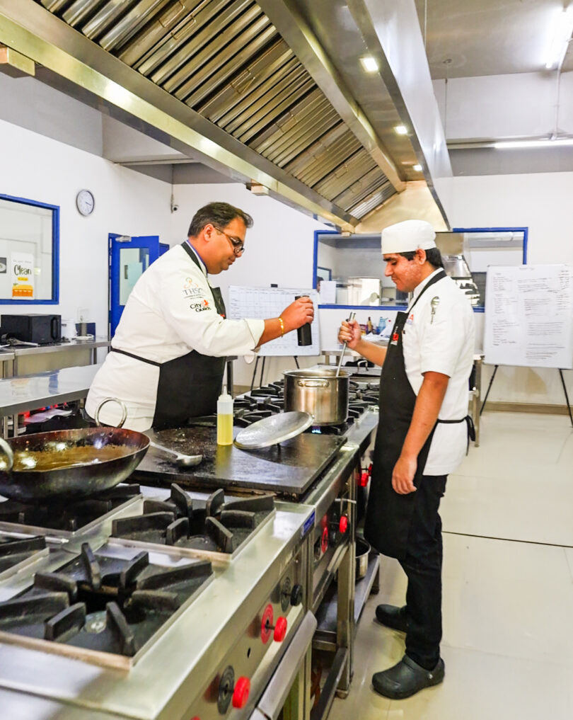 Best Tips to Pick the Right Culinary School in Busy Mumbai